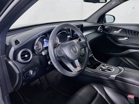 Used 2018 Mercedes-Benz GLC 300 image 6