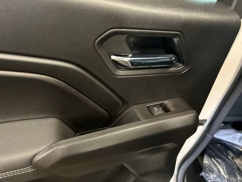 New 2026 GMC Canyon Elevation w/ Convenience Package image 27