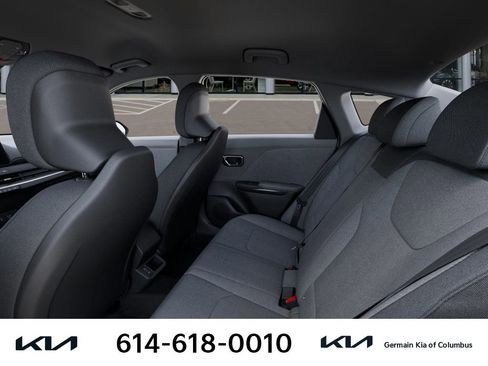 New 2025 Kia K4 LXS image 21