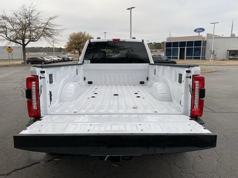 New 2026 Ford F450 XLT w/ XLT Premium Package image 9