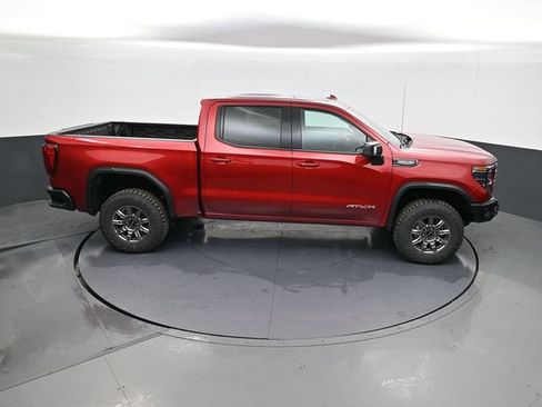 Used 2026 GMC Sierra 1500 AT4X w/ LPO, Black Badging Package AWD/4WD image 16