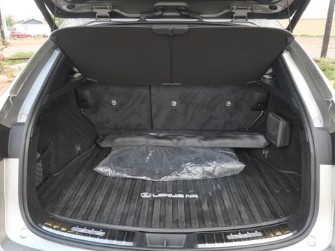 Used 2024 Lexus NX 350 NX 350 Premium image 8