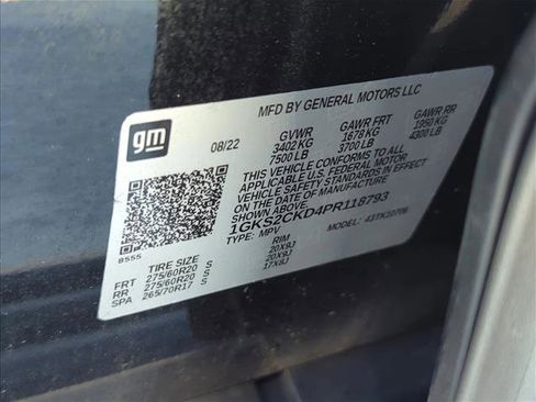 Used 2023 GMC Yukon AT4 w/ Technology Package image 30