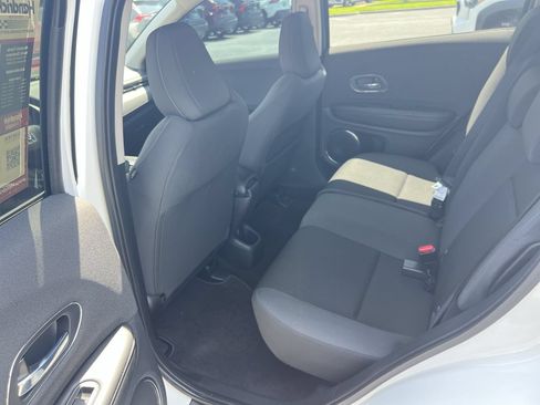 Used 2022 Honda HR-V EX image 32