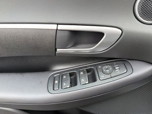 New 2026 Hyundai Sonata SE FWD image 9