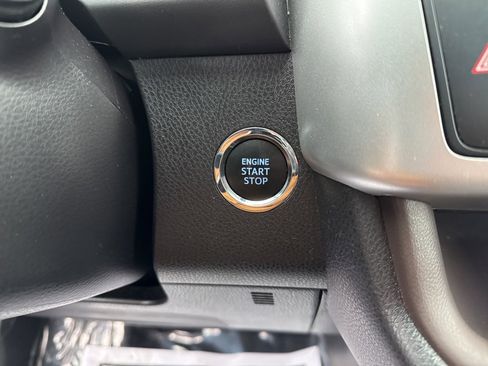 Used 2019 Toyota Highlander Limited image 20