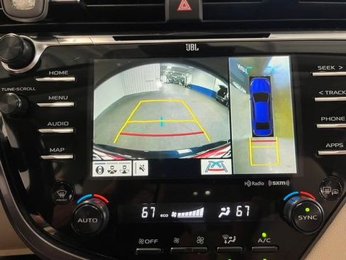 Used 2019 Toyota Camry XLE w/ Driver Assist Package FWD image 28
