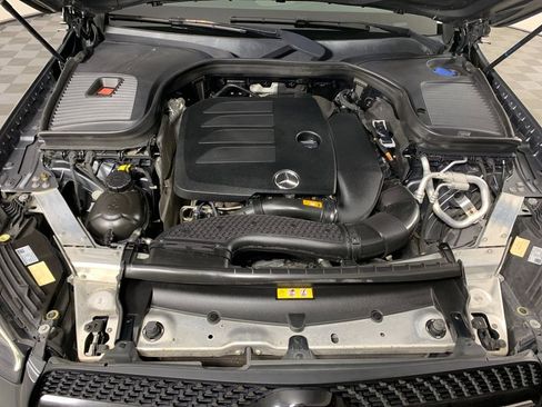 Used 2020 Mercedes-Benz GLC 300 image 11