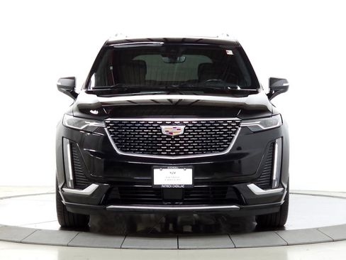 Used 2023 Cadillac XT6 Premium Luxury w/ Technology Package AWD/4WD image 11