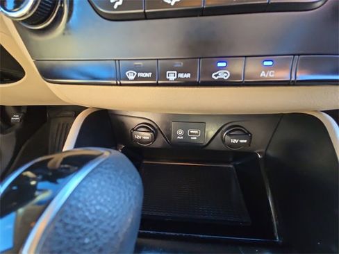 Used 2017 Hyundai Tucson SE image 17