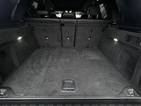 Used 2021 BMW X5 xDrive40i w/ M Sport Package image 18