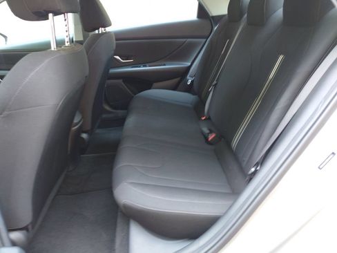 Certified 2023 Hyundai Elantra SEL w/ Convenience Package FWD image 27