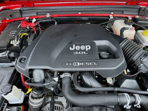 Used 2022 Jeep Wrangler Unlimited Sport S image 27