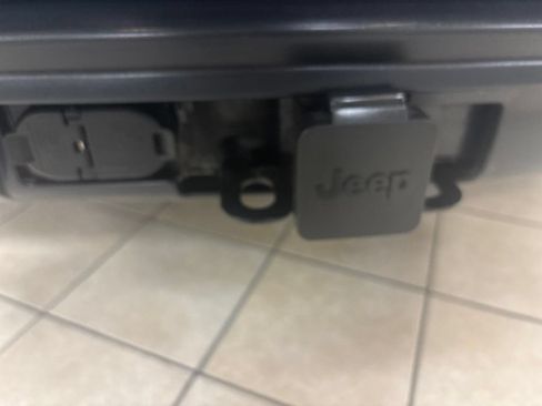 Used 2021 Jeep Grand Cherokee Limited w/ Trailer Tow Group IV AWD/4WD image 30