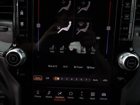 Used 2025 RAM 2500 Rebel w/ Rebel Level 1 Equipment Group AWD/4WD image 29