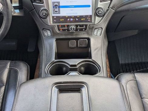Used 2019 Chevrolet Tahoe LT RWD image 17