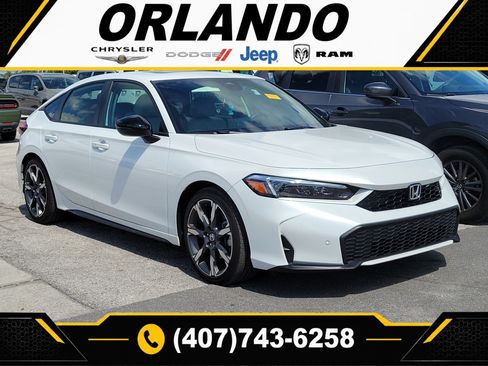 Used 2025 Honda Civic Sport Touring image 1
