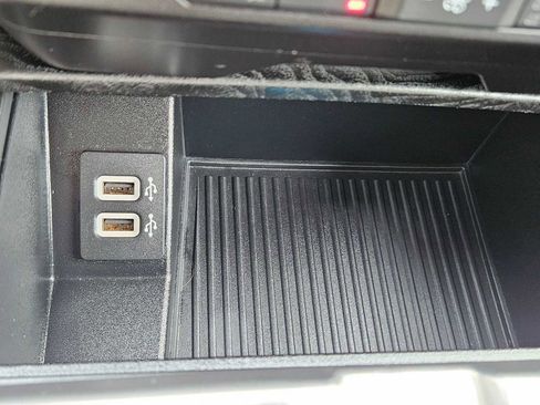 Used 2020 Ford F150 Platinum w/ Equipment Group 701A Luxury image 32