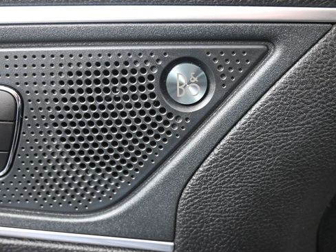 Used 2024 Ford Edge Titanium image 12