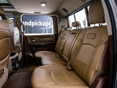 Used 2021 RAM 2500 Limited image 32