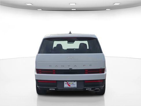 New 2025 Hyundai Santa Fe SE image 7