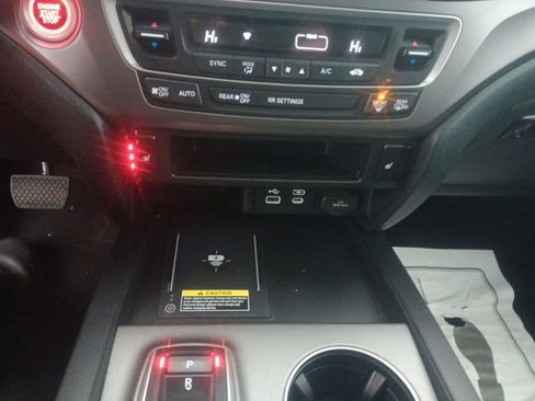 Used 2024 Honda Passport EX-L image 36