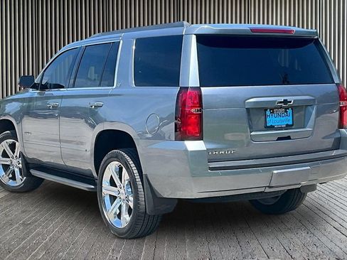 Used 2019 Chevrolet Tahoe LT w/ Luxury Package AWD/4WD image 3