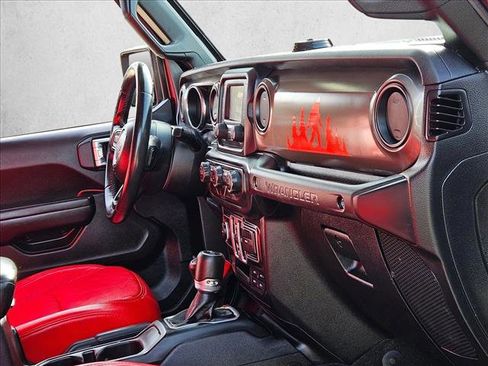 Used 2018 Jeep Wrangler Unlimited Sport S image 27