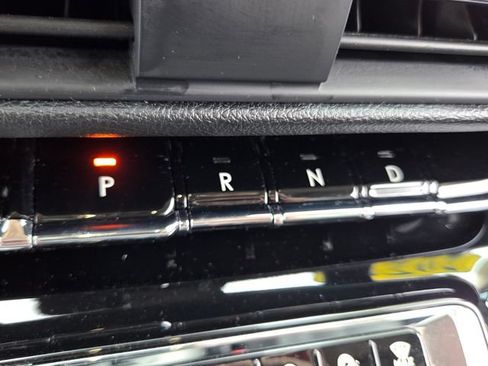 Used 2024 Lincoln Corsair Reserve FWD image 28