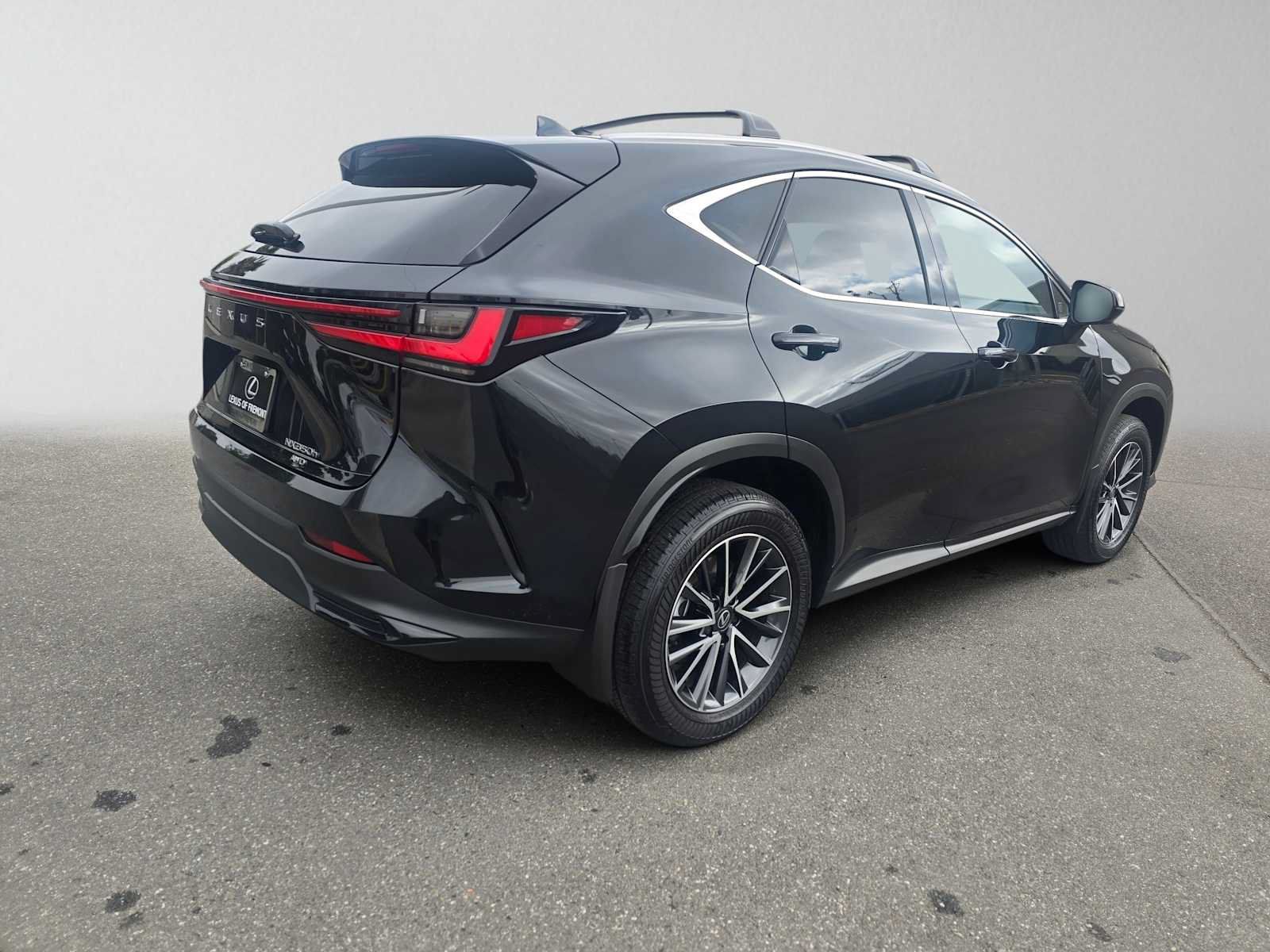 Certified 2026 Lexus NX 350h AWD w/ Accessory Package (2T) image 3