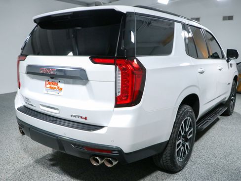 Used 2024 GMC Yukon AT4 AWD/4WD image 7