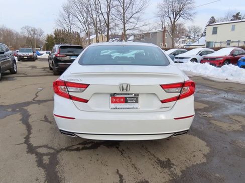 Used 2019 Honda Accord Sport image 5