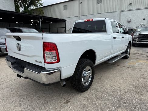 Used 2022 RAM 2500 Tradesman w/ Chrome Appearance Group AWD/4WD image 6