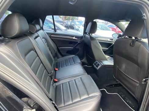 Used 2016 Volkswagen Golf R 4-Door w/ Driver Assistance Package image 18