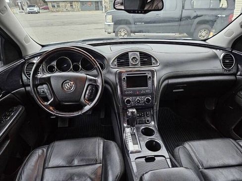 Used 2017 Buick Enclave Premium image 18