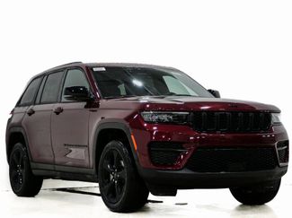 New 2025 Jeep Grand Cherokee Altitude video 1