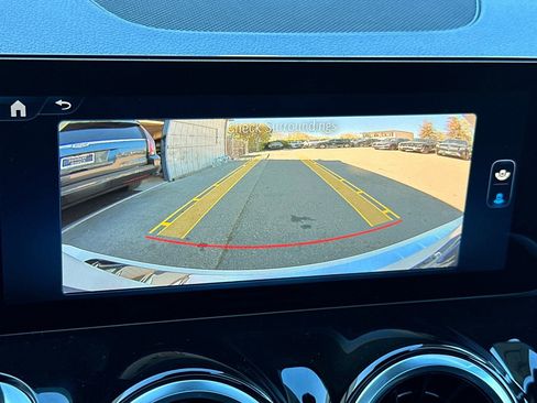 Used 2026 Mercedes-Benz GLB 250 image 23