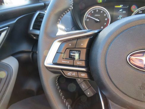 Used 2023 Subaru Forester Limited image 22