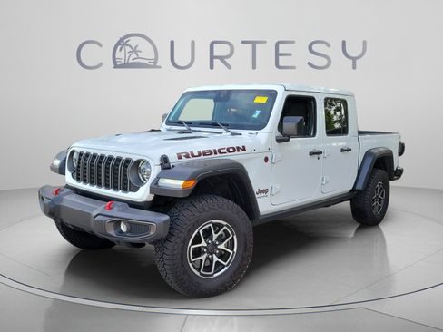 Used 2025 Jeep Gladiator Rubicon w/ Safety Group AWD/4WD image 1