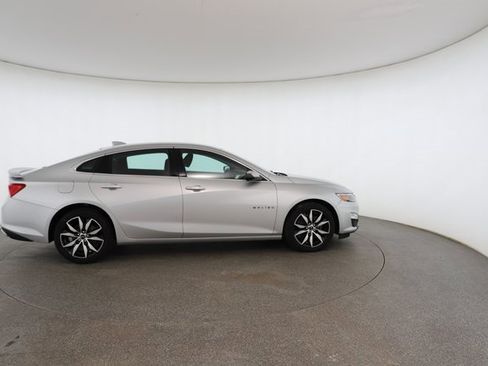Used 2020 Chevrolet Malibu RS image 22