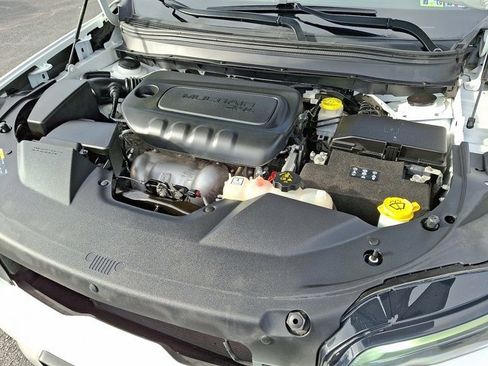 Certified 2022 Jeep Compass Limited w/ Elite Group image 31