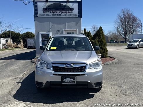 Used 2016 Subaru Forester 2.5i w/ Alloy Wheel Package image 2