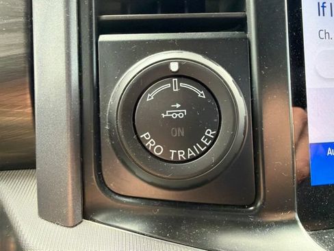 Used 2024 Ford F150 Lariat w/ Tow/Haul Package AWD/4WD image 34