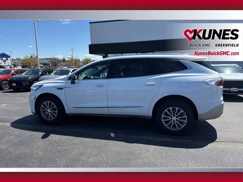 Used 2022 Buick Enclave Premium AWD/4WD image 10