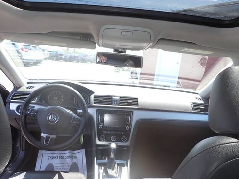 Used 2013 Volkswagen Passat 2.5 SE FWD image 10