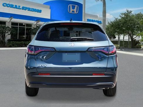 New 2027 Honda HR-V LX image 3