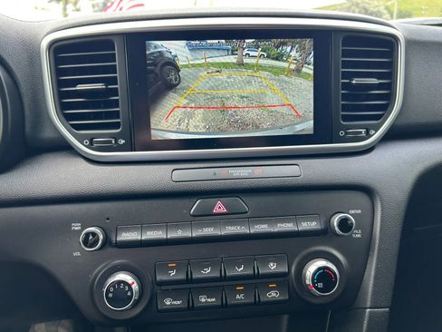 Used 2021 Kia Sportage LX FWD image 15