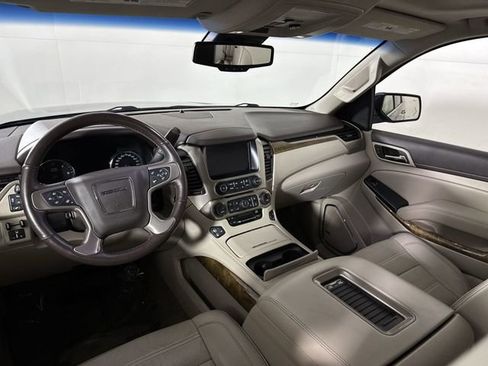 Used 2017 GMC Yukon XL Denali w/ Open Road Package image 24