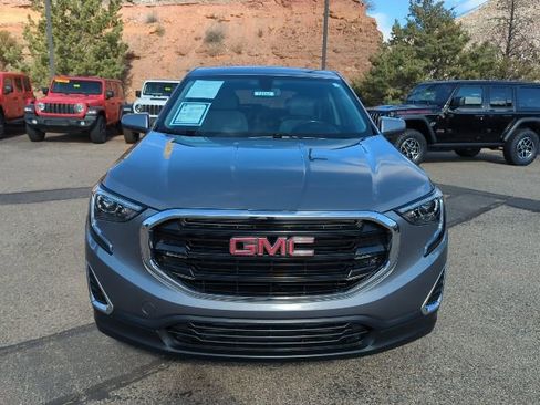 Used 2019 GMC Terrain SLE image 2
