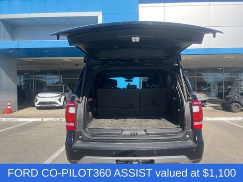 Used 2021 Ford Expedition Max XLT image 6